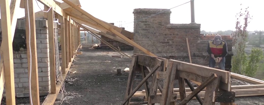 На ремонт крыши после пожара в Новой Каховке на Херсонщине дали вторую часть денег
