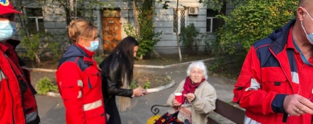 83-летняя пенсионерка из Херсона поехала к Президенту за помощью: родные выгоняют ее из дома