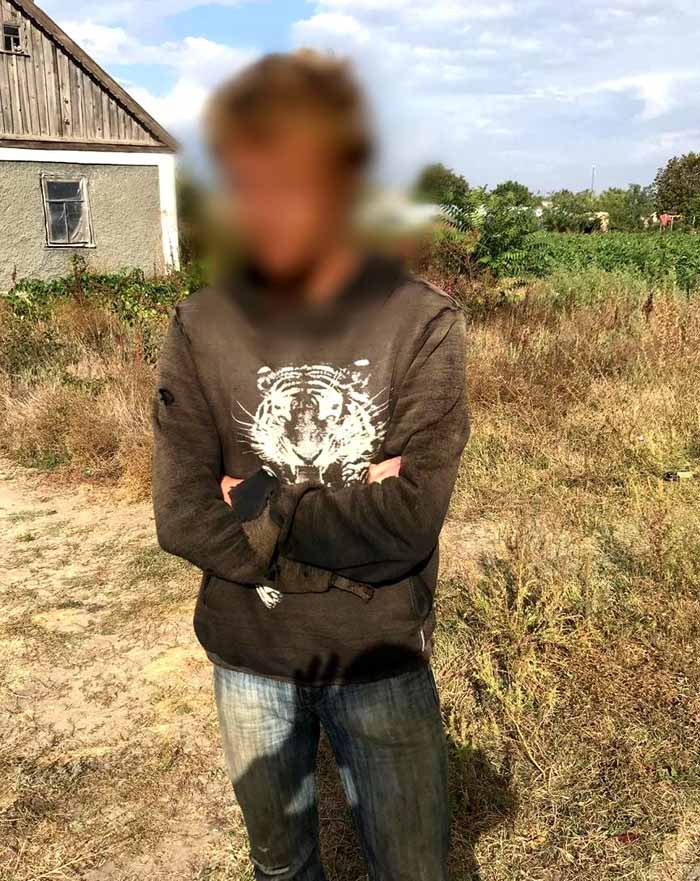 На Херсонщине мужчина до смерти забил 45-летнего сельчанина