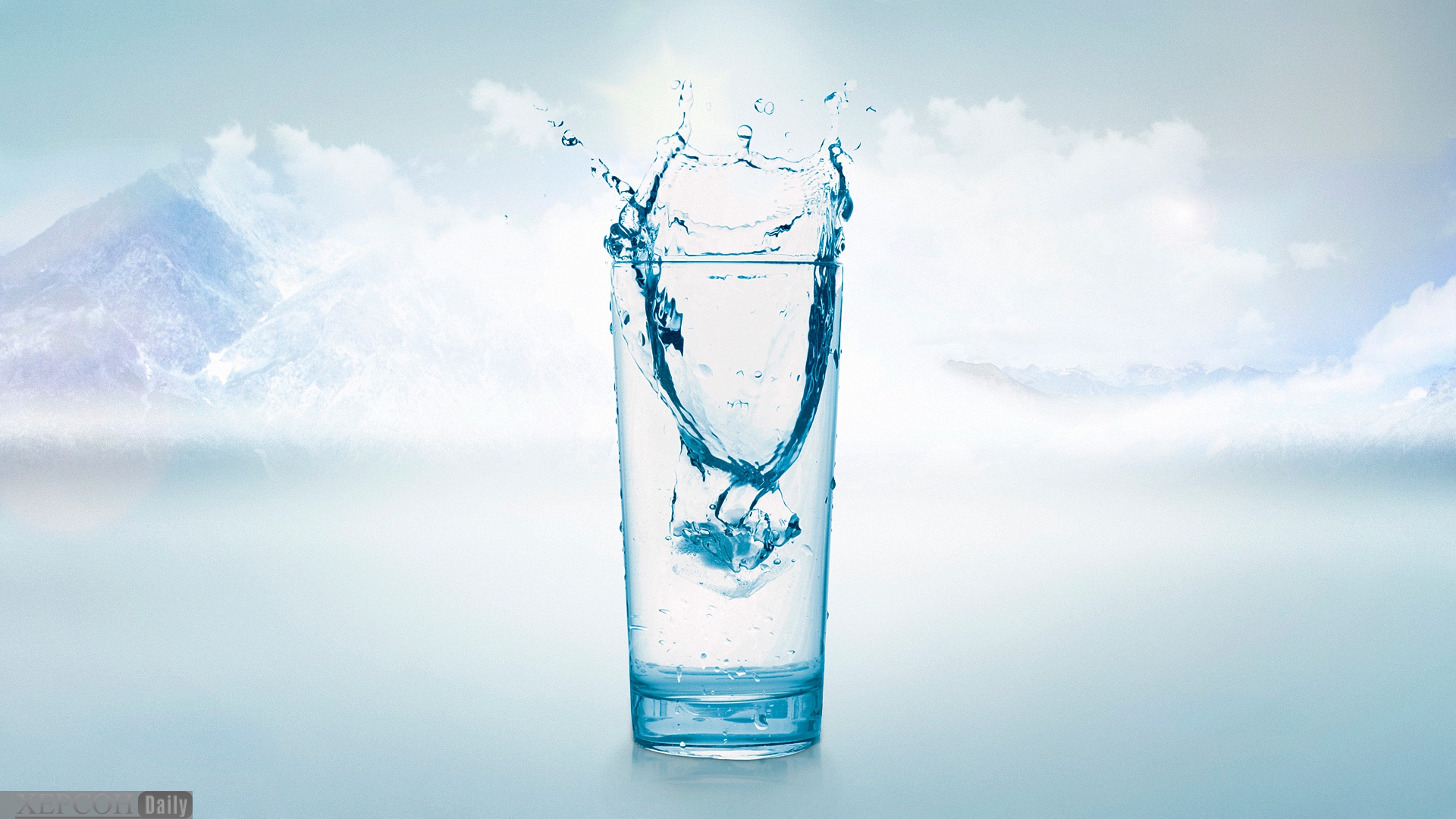 Обои попей. Вода. Чистая вода. Стакан воды. Кристально чистая вода в стакане.