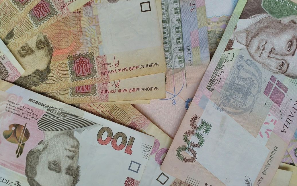 Деякі українці отримають 100 тисяч гривень: кому передбачена грошова допомога