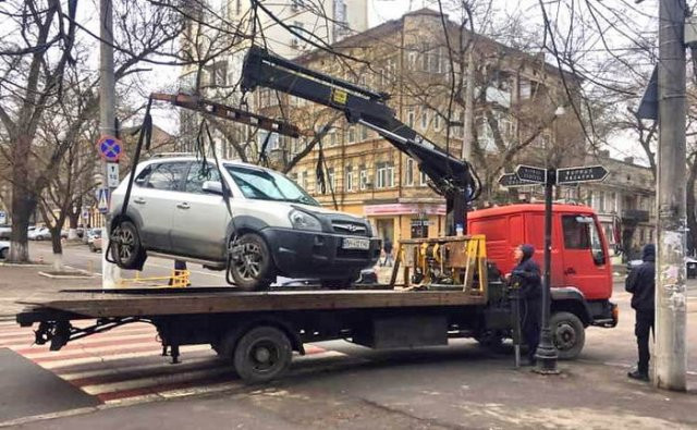 Кабмин разрешил забирать у украинцев-должников автомобили - Херсон Daily