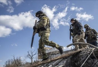 Світова війна: в Україні зійшлися два величезні альянси, - Bloomberg