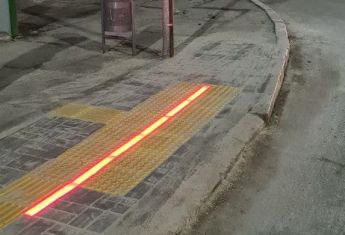 В Херсоне появился первый LED-пешеходный переход. Видео