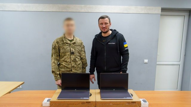 Чергову партію оргтехніки отримали оборонці для забезпечення розвідки на Херсонському напрямку