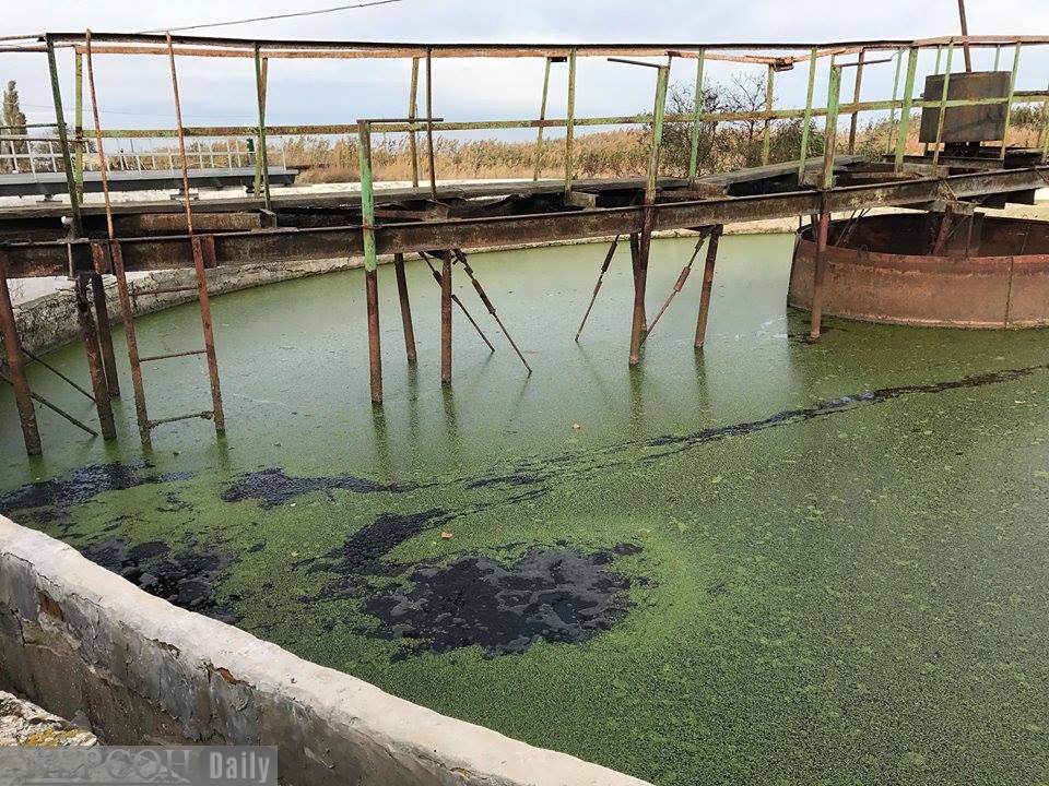 Херсонская вода. Очистные сооружения Архангельск. Очистные сооружения Архангельск сульфат. Херсон очистные сооружения. Очистные сооружения ржавые.