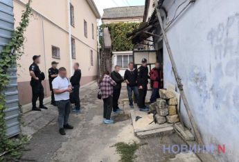 Вбивство в центрі Миколаєва: підозрюваний у суді заявив, що любив убиту і не винний