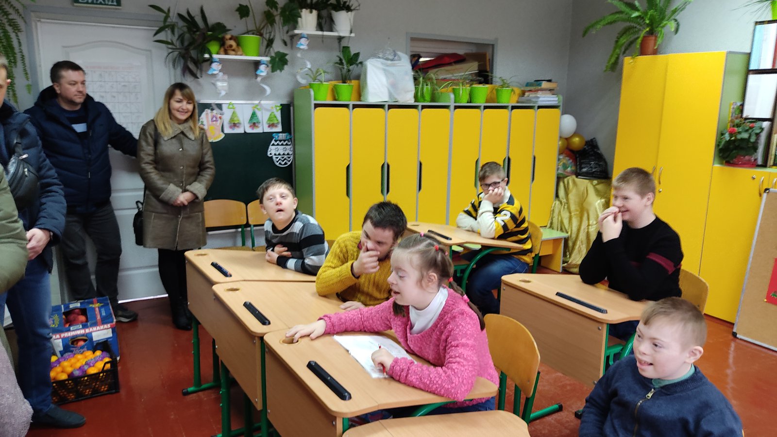 Сотрудники TM Anserglob поздравили воспитанников Степановского реабилитационного центра с наступающими праздниками