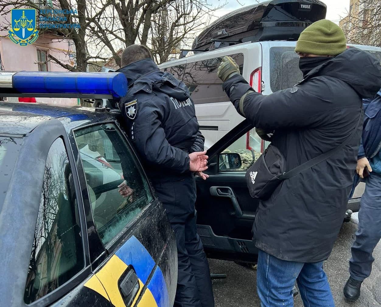 На Херсонщине СБУ задержала полицейских, которые организовали схему вымогательства взяток